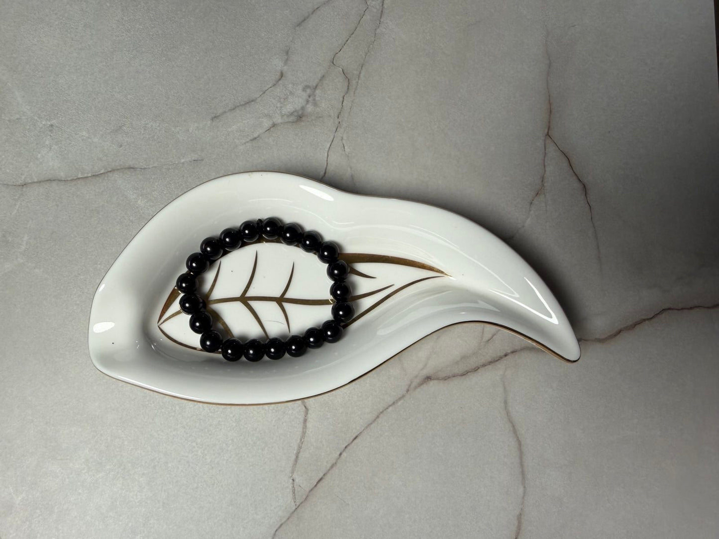 Гривна с 21 топчета Обсидиан